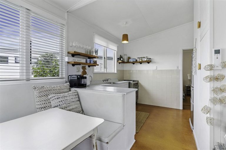 Photo of property in 17 Leo Street, Waihi Beach, 3611