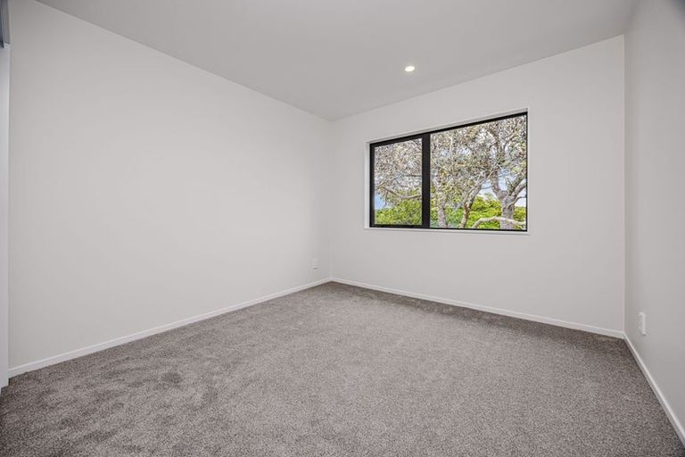 Photo of property in 13a John Walker Drive, Manurewa, Auckland, 2102