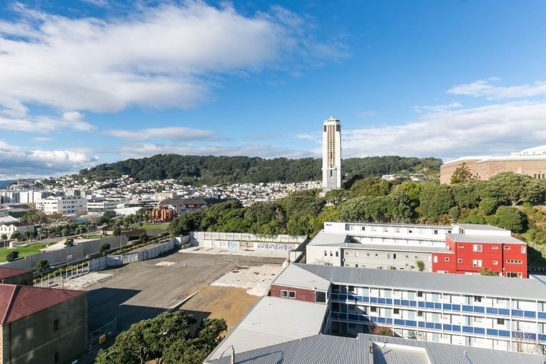 Photo of property in Cube Apartments, 8f/242 Taranaki Street, Mount Cook, Wellington, 6011