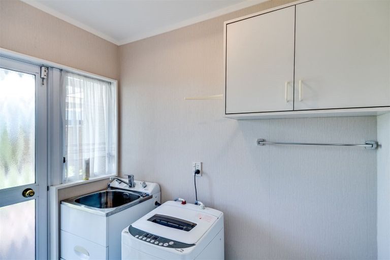 Photo of property in 4a Spriggs Crescent, Greenmeadows, Napier, 4112