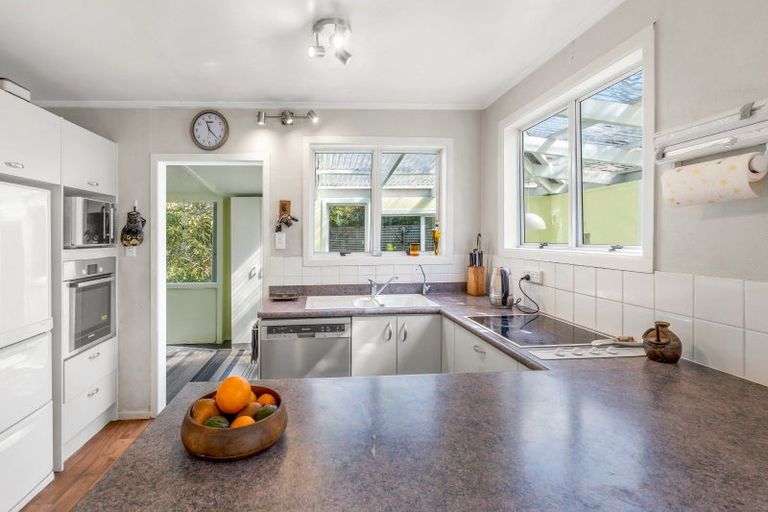 Photo of property in 85 Cockle Bay Road, Cockle Bay, Auckland, 2014