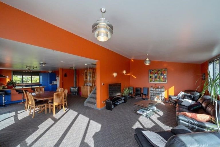 Photo of property in 2 High Road, Hawera, 4610