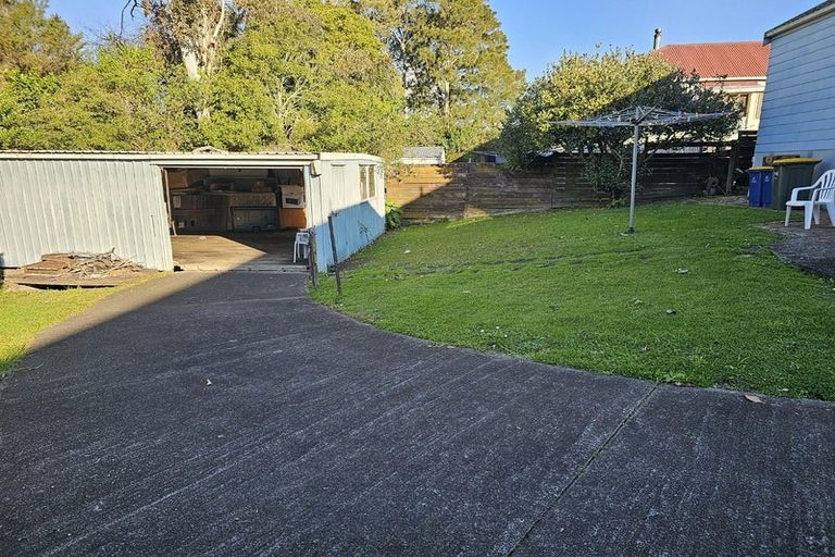 Photo of property in 5 Luanda Drive, Ranui, Auckland, 0612