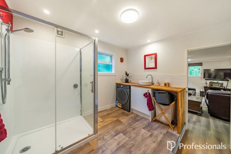 Photo of property in 42 Korokoro Road, Korokoro, Lower Hutt, 5012