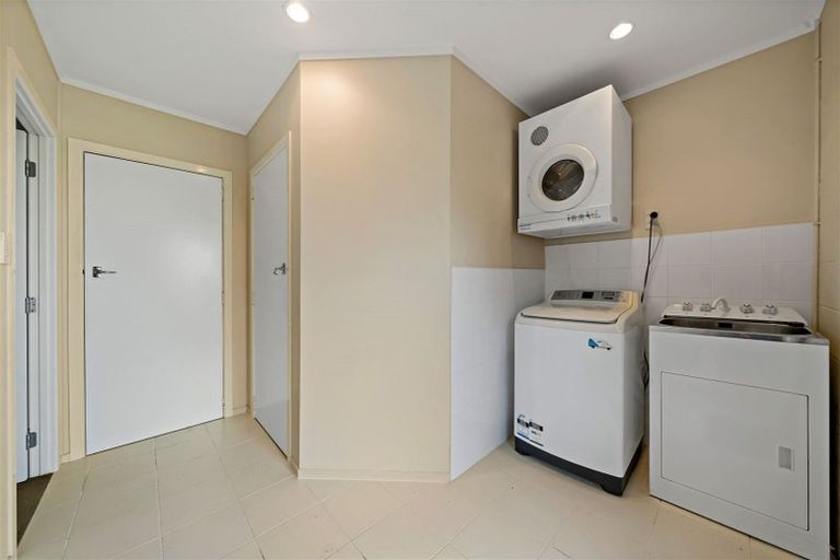 Photo of property in 78a Wharf Road, Te Atatu Peninsula, Auckland, 0610