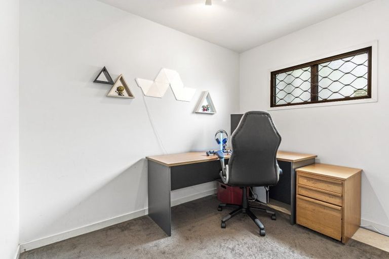 Photo of property in 64 Marellen Drive, Red Beach, 0932