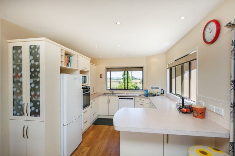 Photo of property in 1078 Roberts Line, Bunnythorpe, Palmerston North, 4478