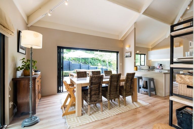Photo of property in 13 Muritai Crescent, Havelock North, 4130