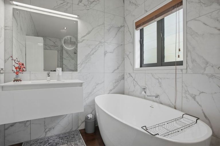 Photo of property in 4/66 Powderham Street, New Plymouth, 4310