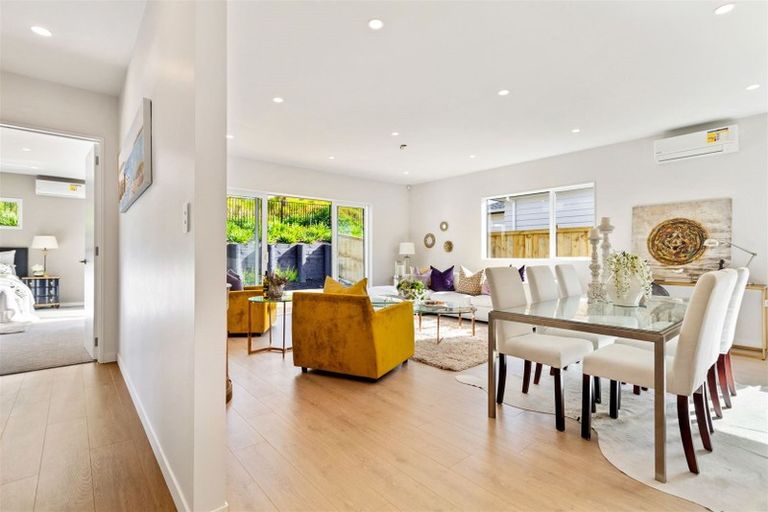 Photo of property in 87 Vinistra Road, Kumeu, 0810