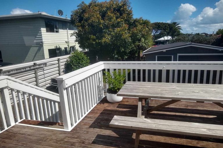 Photo of property in 206 Powderham Street, New Plymouth, 4310