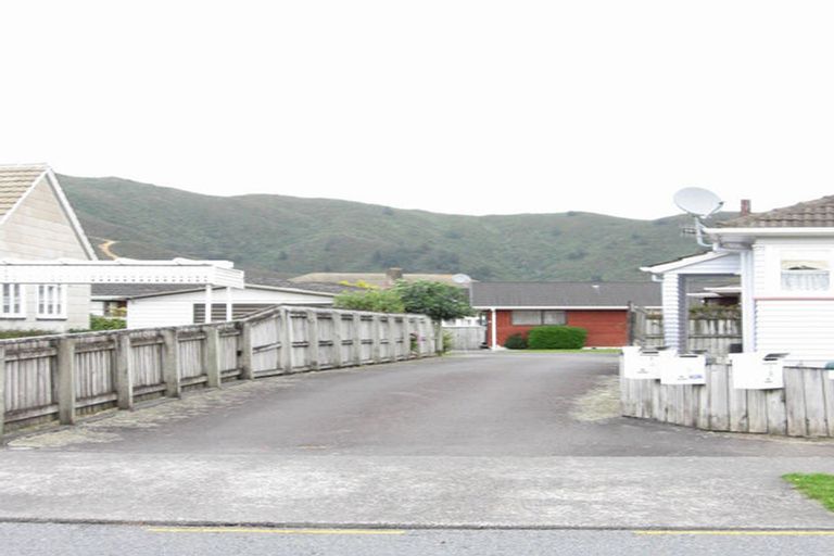 Photo of property in 1/8 Hewer Crescent, Naenae, Lower Hutt, 5011