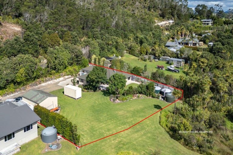 Photo of property in 6 Orchard Road, Hahei, Whitianga, 3591