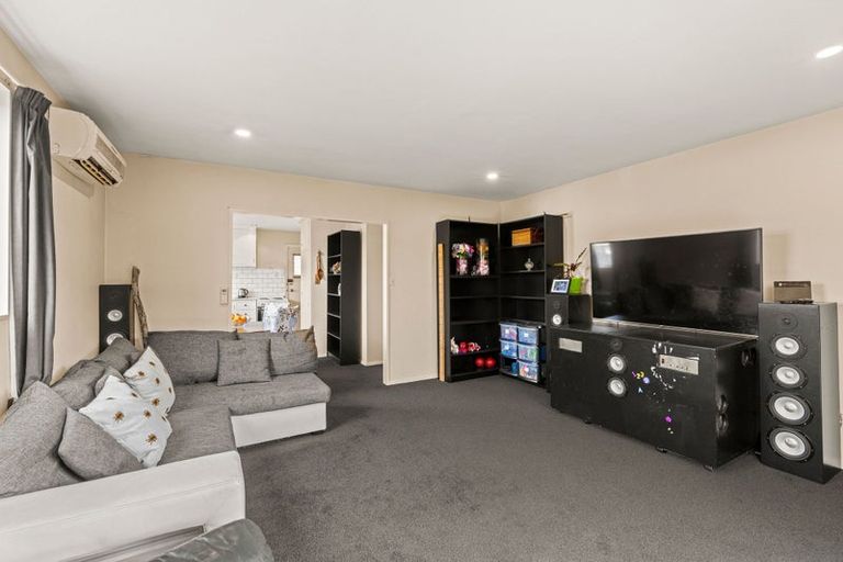 Photo of property in 1/9 Kawau Crescent, Bromley, Christchurch, 8062