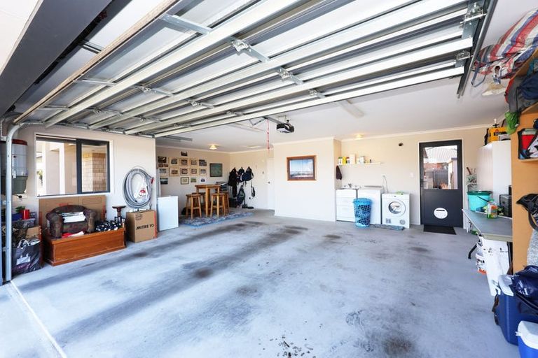 Photo of property in 14 Mcmullan Place, Oamaru North, Oamaru, 9400