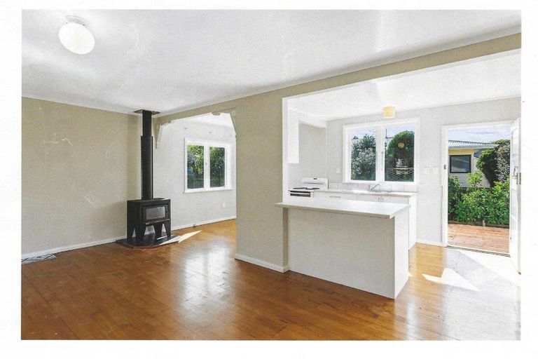 Photo of property in 30 Anaru Street, Raumati Beach, Paraparaumu, 5032