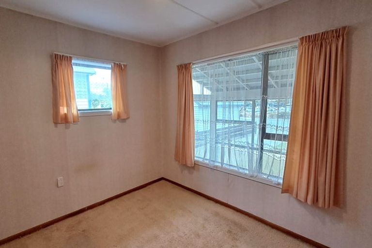 Photo of property in 13 Wainuiomata Road, Wainuiomata, Lower Hutt, 5014