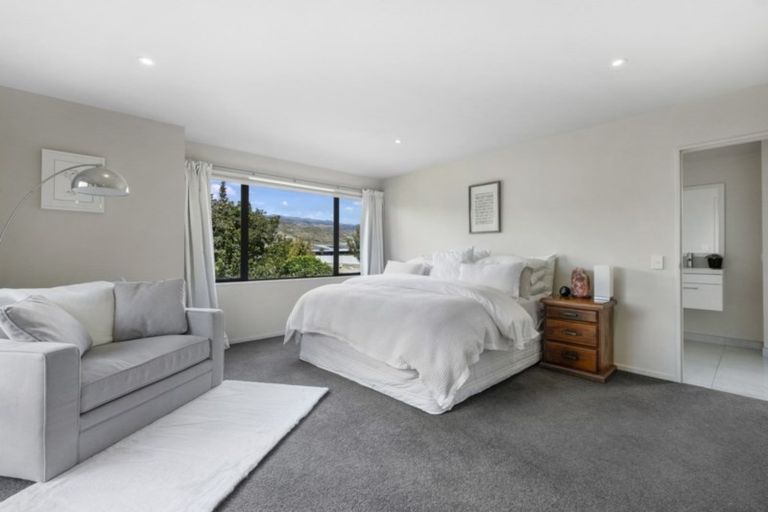 Photo of property in 21 De Bettencor Place, Mount Pisa, Cromwell, 9383