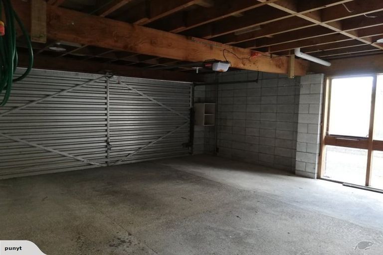 Photo of property in 163 Tutere Street, Waikanae Beach, Waikanae, 5036