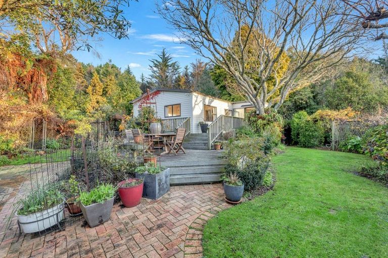 Photo of property in 27 Awatea Terrace, Lynmore, Rotorua, 3010