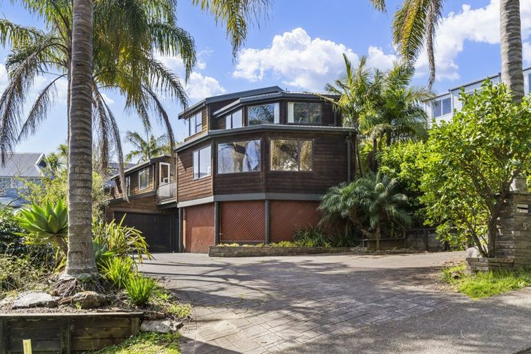 Photo of property in 5 Telephone Road, Birkenhead, Auckland, 0626