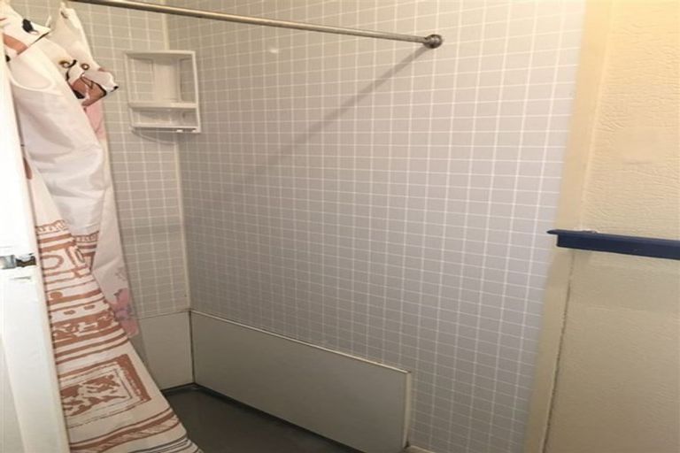 Photo of property in 59 Pah Road, Cockle Bay, Auckland, 2014