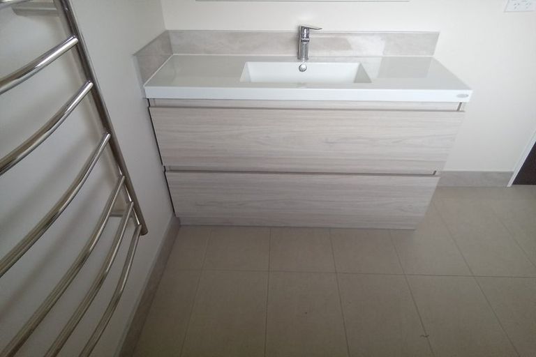 Photo of property in 10 Moreland Avenue, Pukete, Hamilton, 3200