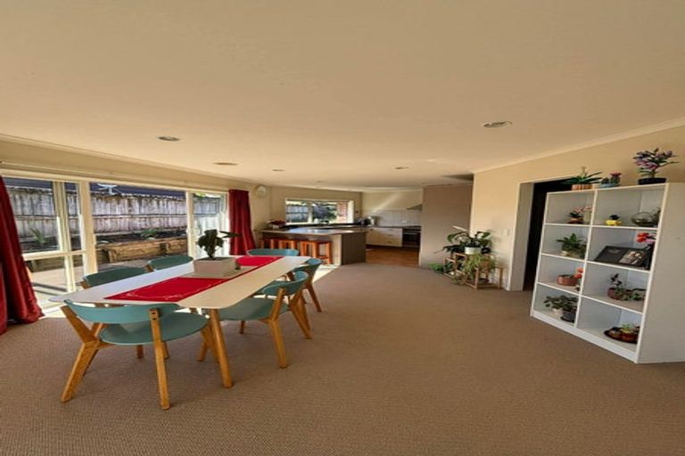 Photo of property in 70a Rimu Road, Raumati Beach, Paraparaumu, 5032