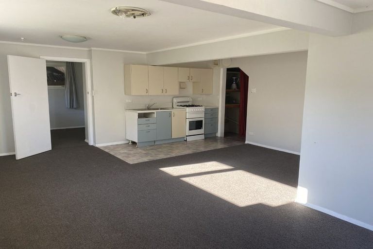Photo of property in 32 Allen Terrace, Tawa, Wellington, 5028