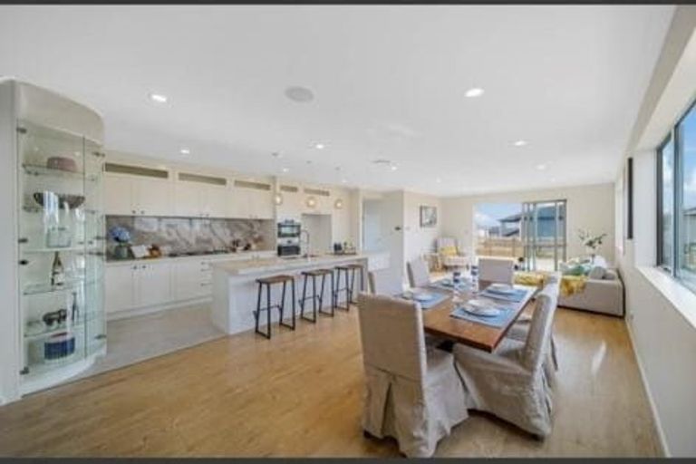 Photo of property in 11 Demeter Street, Flat Bush, Auckland, 2019