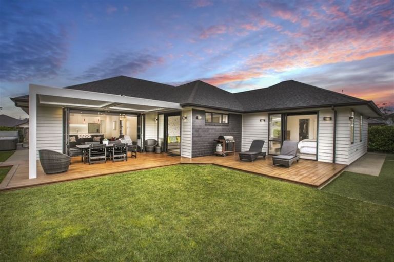 Photo of property in 20 Turpin Road, Riverhead, 0820