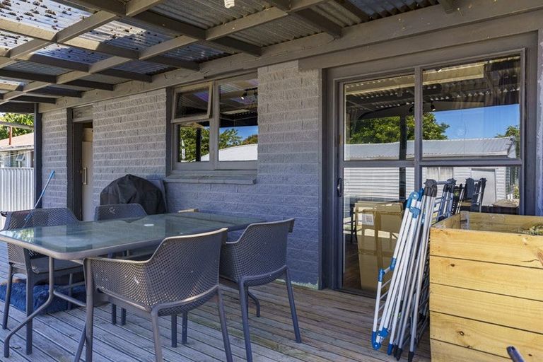 Photo of property in 27 Tasman Street, Havelock North, 4130