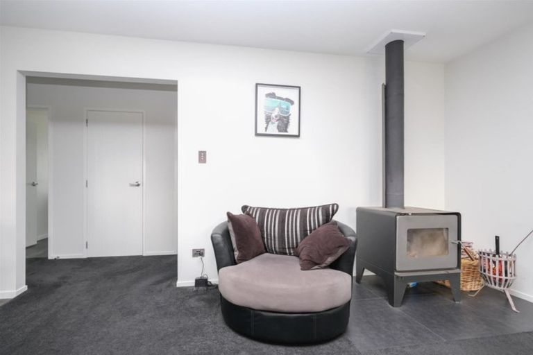 Photo of property in 4 Biron Place, Stratford, 4332