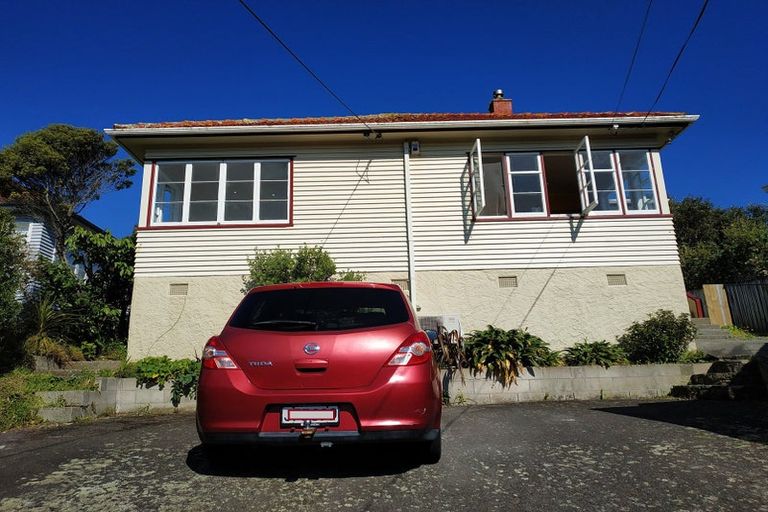 Photo of property in 16 Saint Albans Avenue, Karori, Wellington, 6012