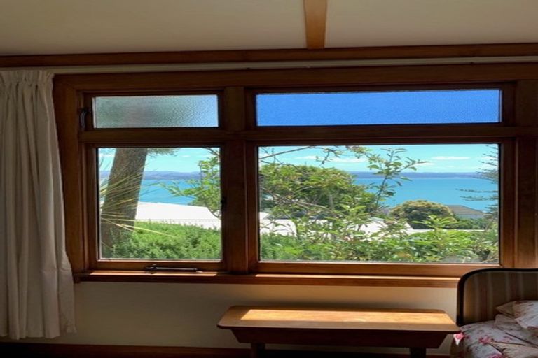 Photo of property in 17 Seapoint Road, Bluff Hill, Napier, 4110