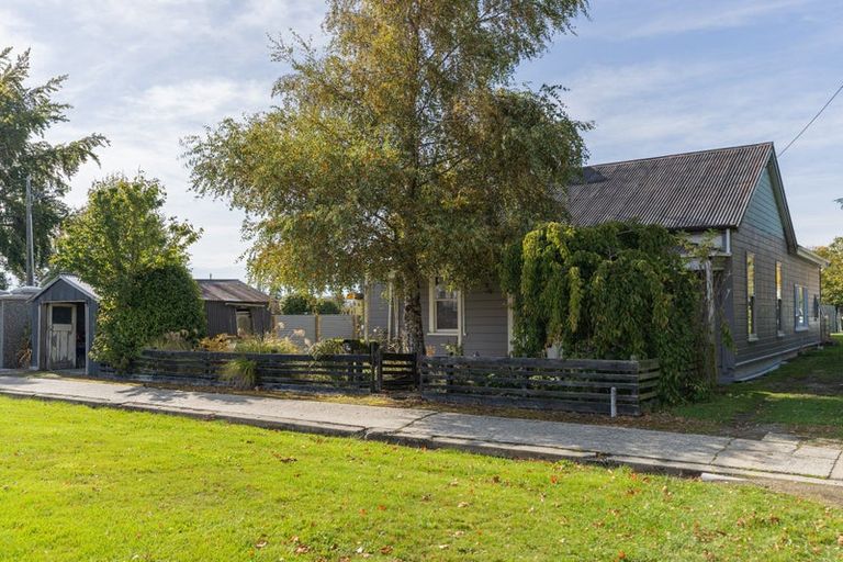 Photo of property in 6 Balaclava Street, Wyndham, 9831