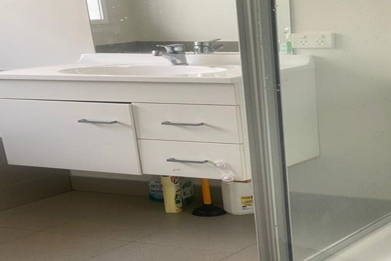 Photo of property in 9 Yatterina Avenue, Takanini, 2112