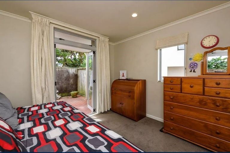 Photo of property in Marrakech Cafe, 46/305 Evans Bay Parade, Hataitai, Wellington, 6021