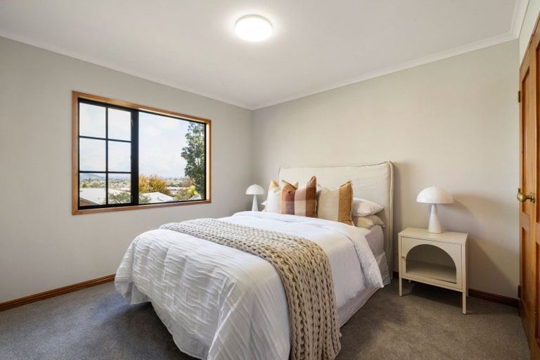 Photo of property in 2 Rosehill Lane, Te Awamutu, 3800