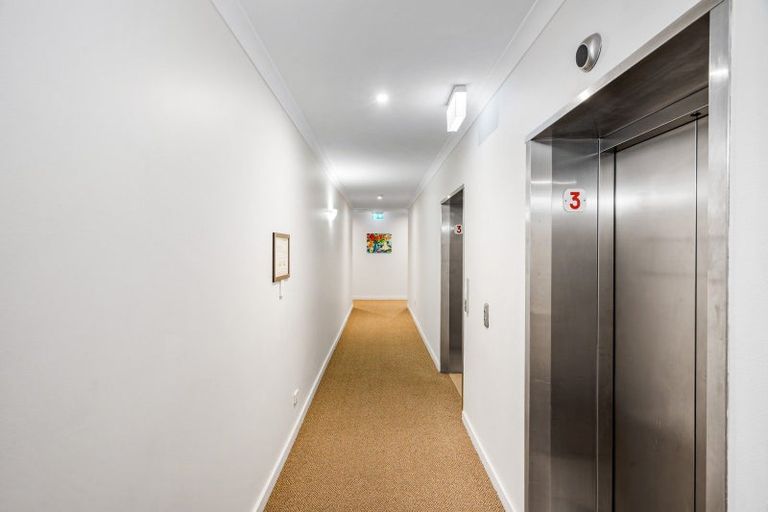 Photo of property in Mclean Towers, 3a/3 Shakespeare Road, Napier South, Napier, 4110