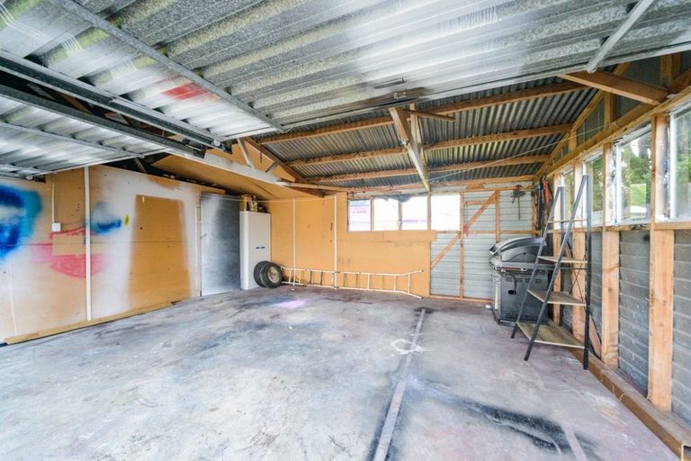 Photo of property in 42 Lincoln Street, Ashhurst, 4810