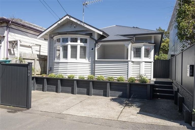 Photo of property in 166 Tasman Street, Mount Cook, Wellington, 6021
