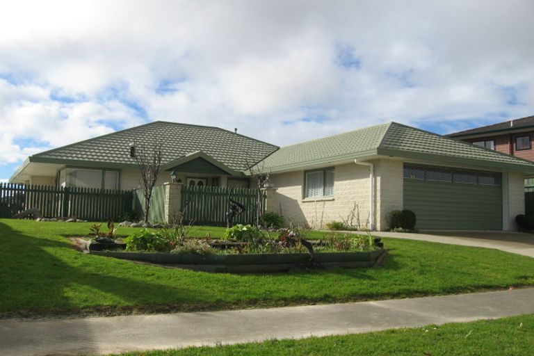 Photo of property in 89 Pacific Drive, Fitzherbert, Palmerston North, 4410