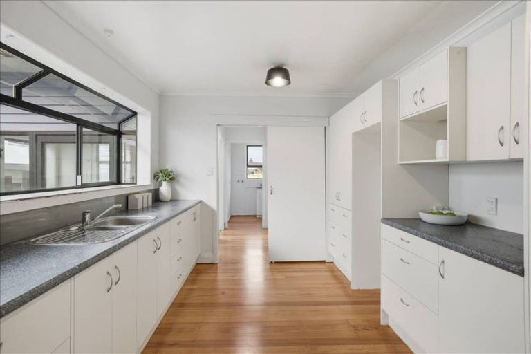 Photo of property in 222 Grange Road, Otumoetai, Tauranga, 3110