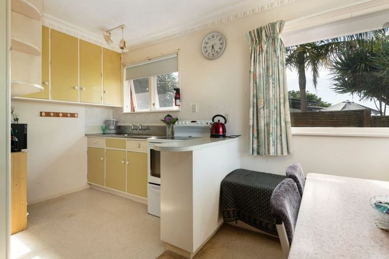 Photo of property in 17a Roderick Street, Otumoetai, Tauranga, 3110