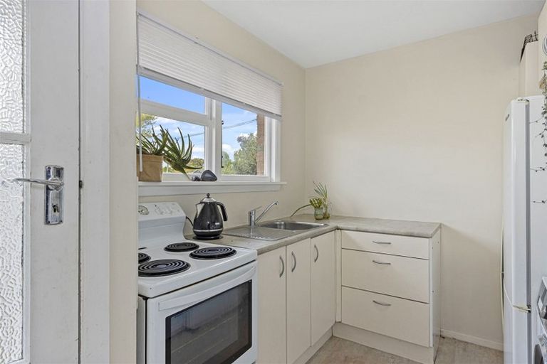 Photo of property in 2/470 Greers Road, Bishopdale, Christchurch, 8053