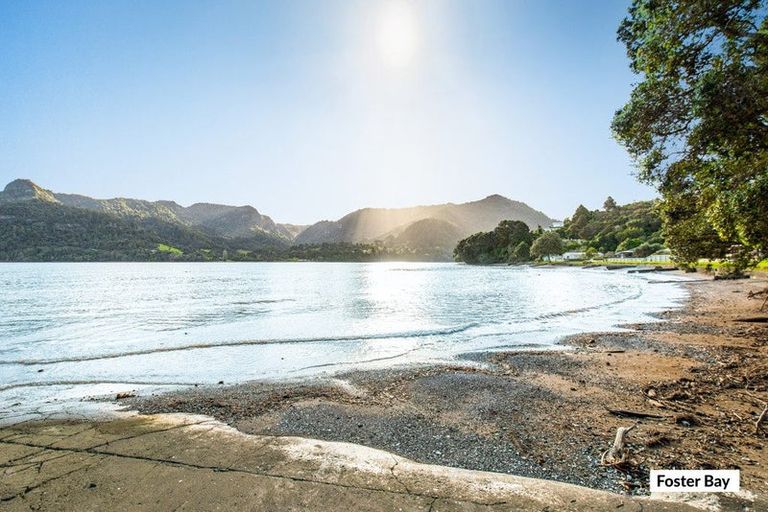 Photo of property in 15 Huia Dam Road, Huia, Auckland, 0604