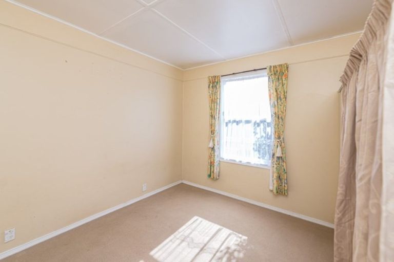 Photo of property in 8 Gonville Avenue, Gonville, Whanganui, 4501