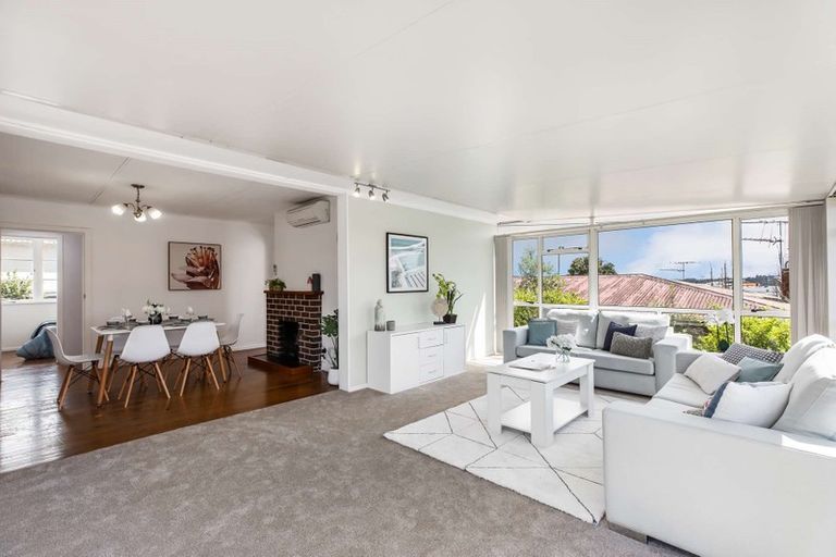 Photo of property in 29 Astley Avenue, New Lynn, Auckland, 0600