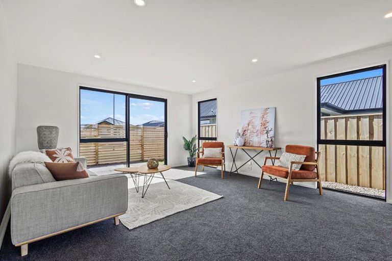 Photo of property in 8 Kite Street, Rolleston, 7614